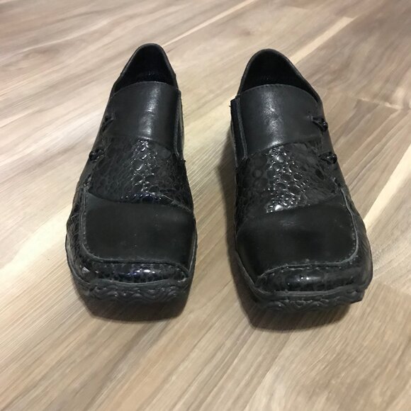 Rieker Ladies Black Leather And Patent Shoes Size 39 - Picture 6 of 6